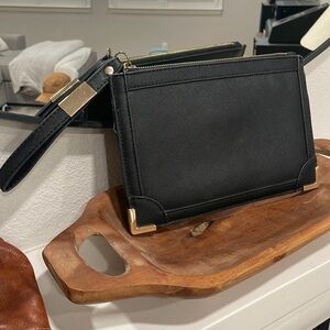 Black clutch with handle